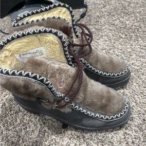 Vintage snowland boots